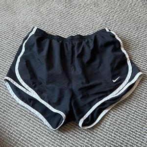 Nike tempo black running shorts size S